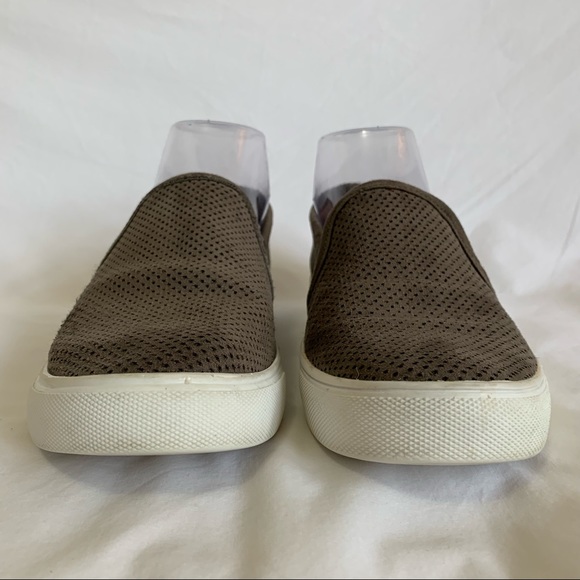 Steve Madden Zarayy Slip-On Sneakers Perforated, size 6, dark gray w/ olive tone - Picture 11 of 16